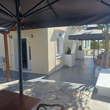 Villa Margarita Spétses Exterior foto