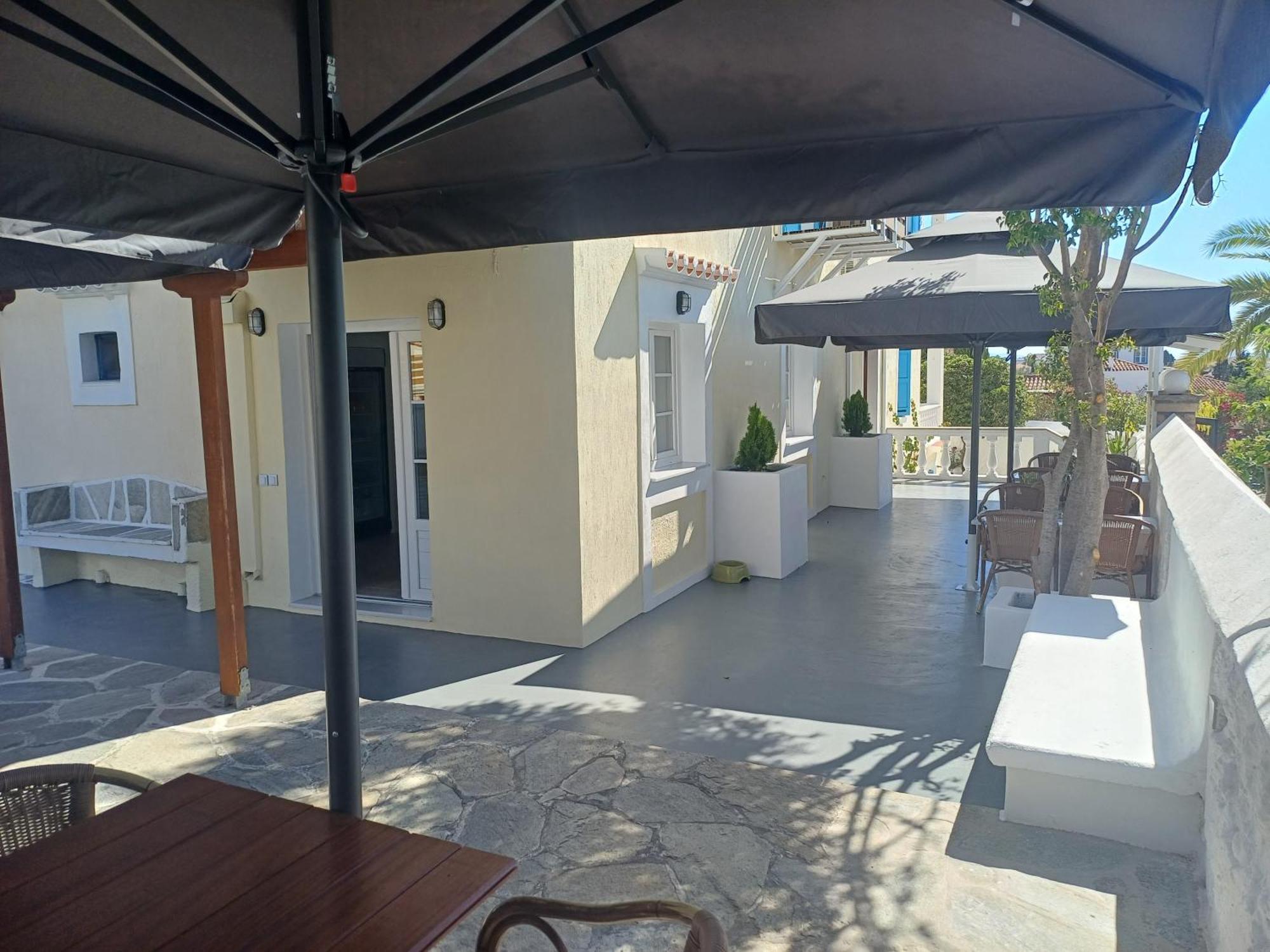 Villa Margarita Spétses Exterior foto